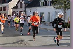02 Marathon Cheverny 372 * 680 x 453 * (149KB)